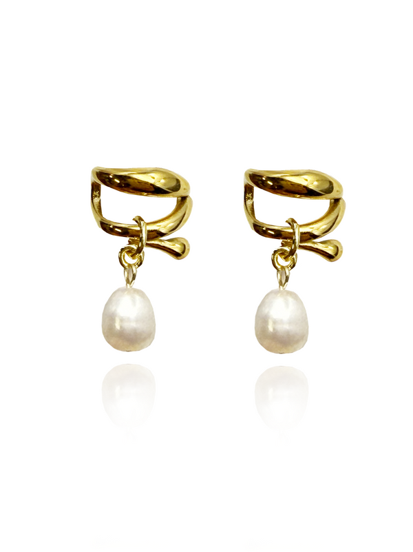 Amelia Pearl EAR CUFF