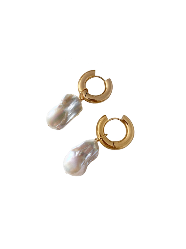 RAYNA GENUINE PEARL EARRING