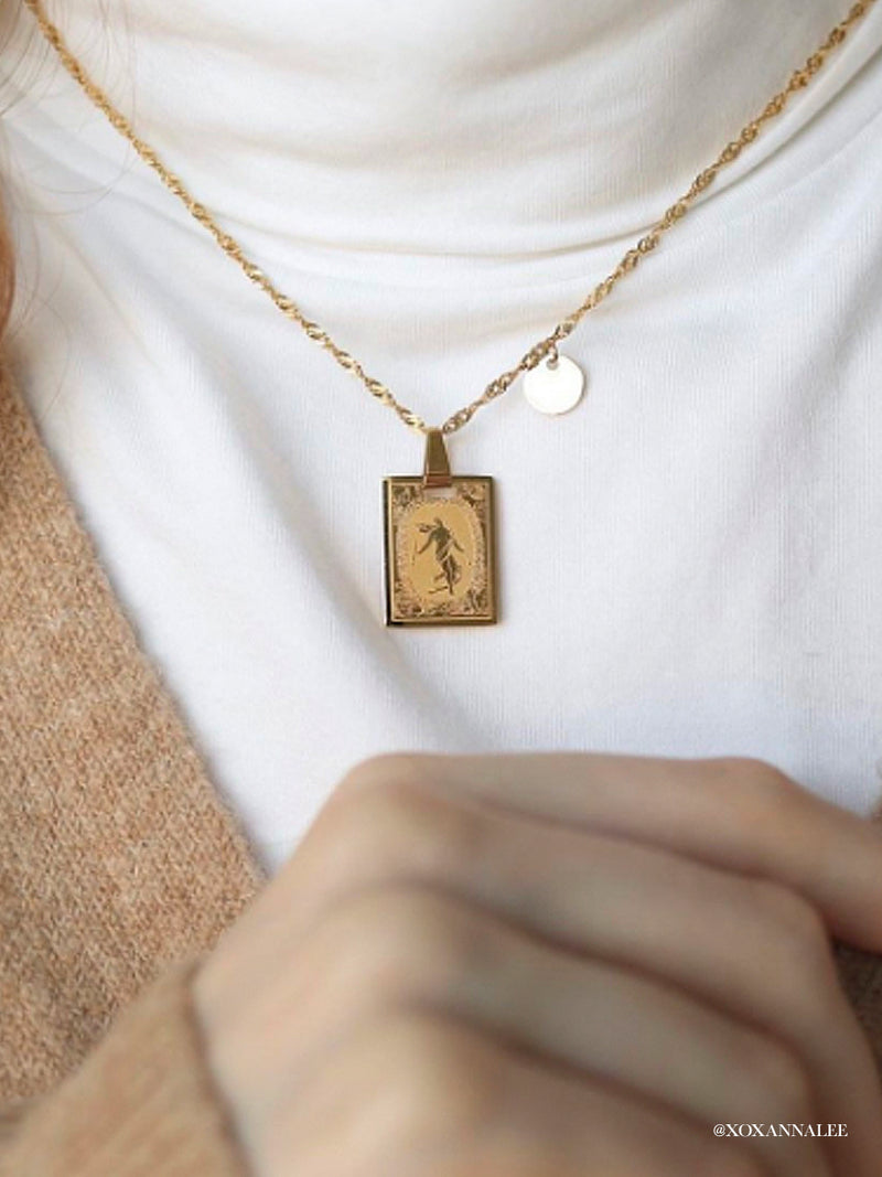 LE MONDE NECKLACE